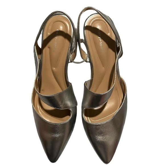 NEW Easy Spirit Recruit Slingback Pumps in Silver - Size 8W - Picture 5 of 7